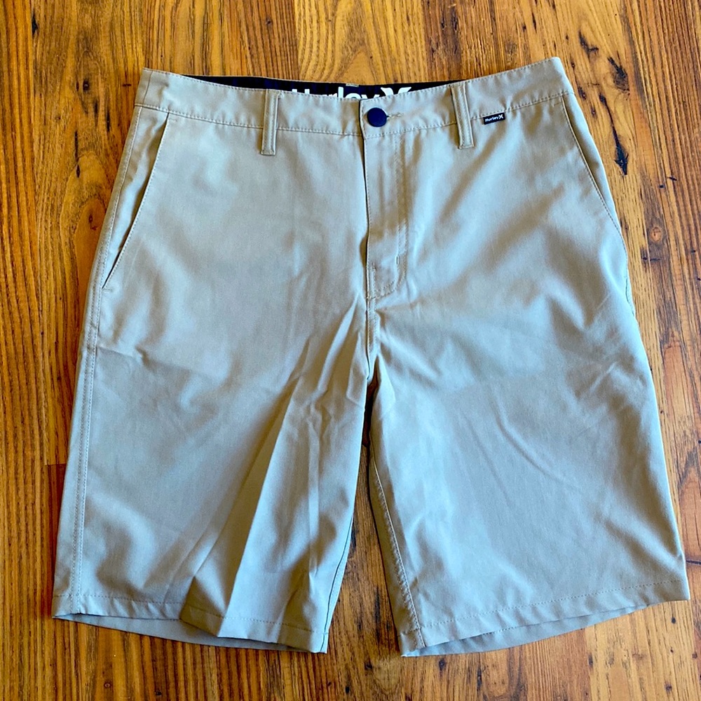 Men’s Khaki Hurley shorts